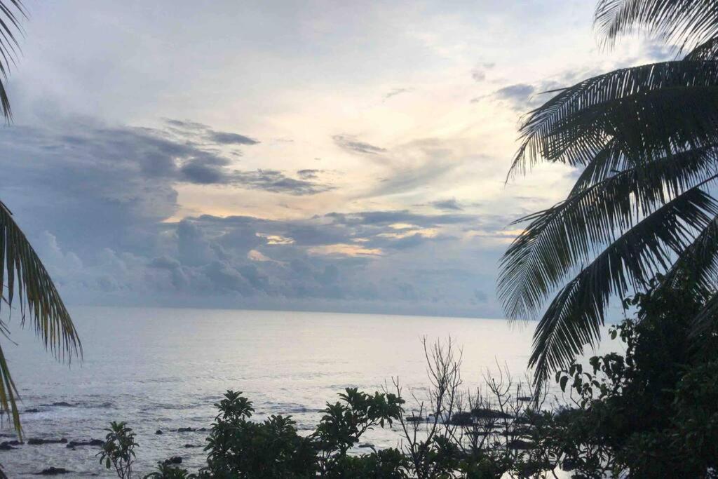 Terrace House Near Stulang Laut Ciq Midvalley Ksl For 7Pax Джохор-Бару Экстерьер фото